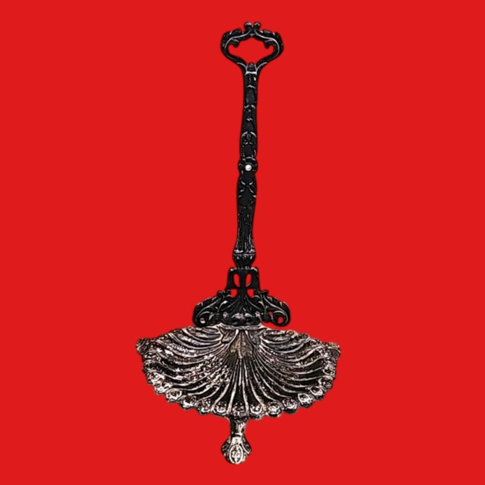 Vintage Royal Blackened Cast Metal Clams Shell Shaped Fireplace Tool Holder